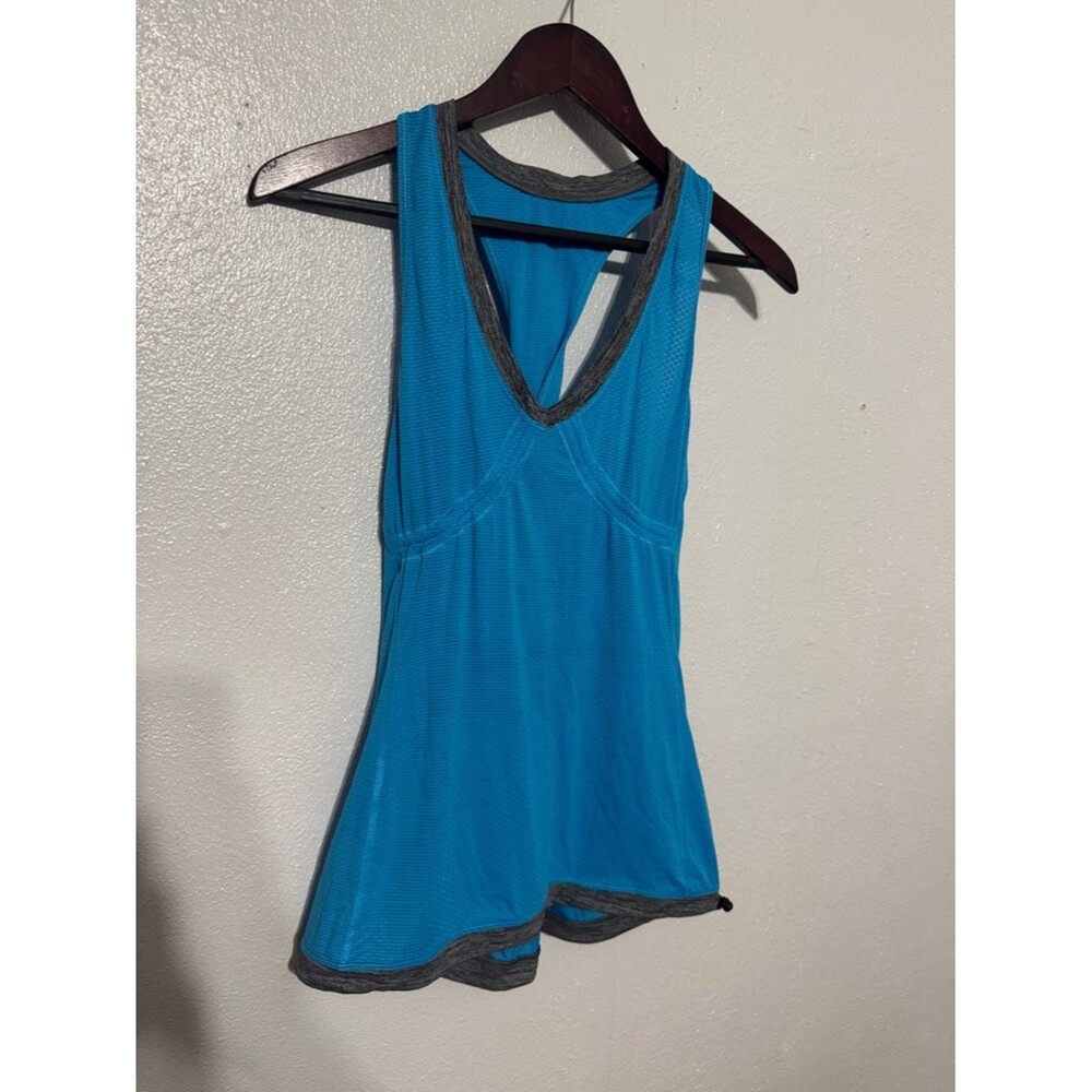 Lululemon Elevate Tank Top Blue Trim Adjustable Drawstring Hem Racerback Gym